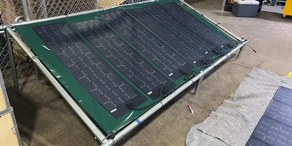 Nuevos paneles solares fotovoltaicos sin marco ni cristal, un 30% más ligeros