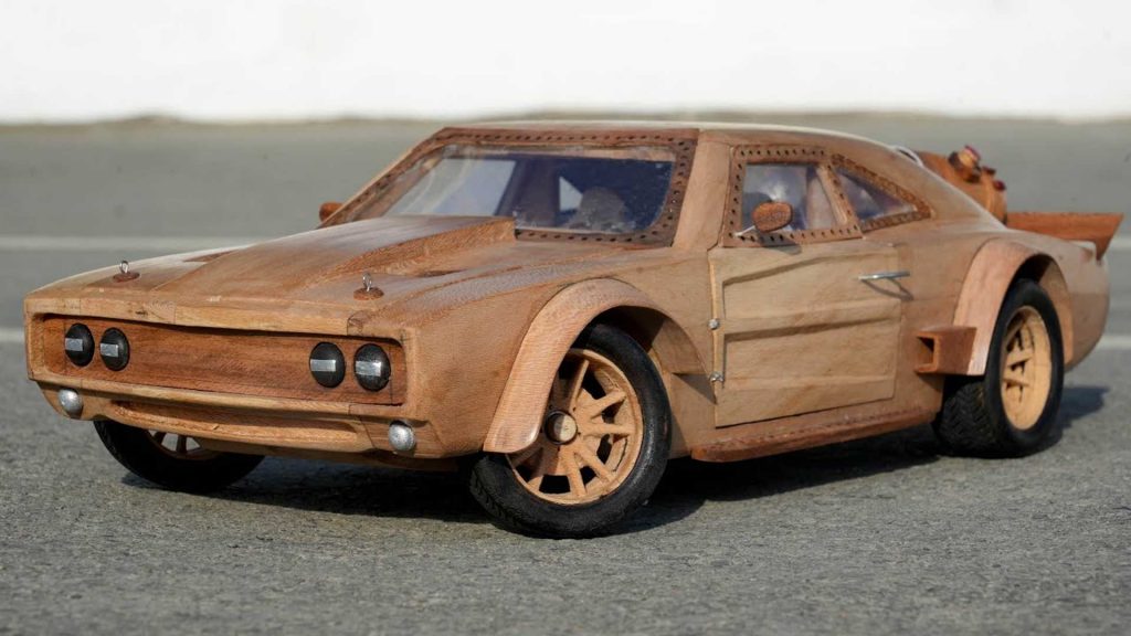 El tallado del Dodge Charger de Fast and Furious es una construcción lenta y constante