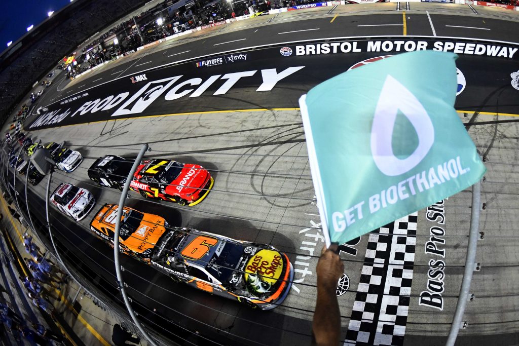 Alineación inicial de Bristol: septiembre de 2022 (NASCAR Xfinity Series)