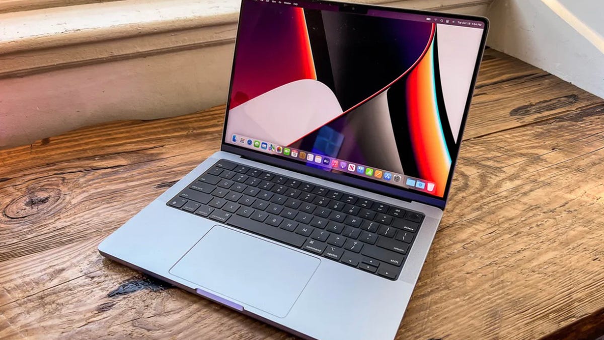 Cómo ahorrar $300 en una MacBook Pro como miembro de Costco