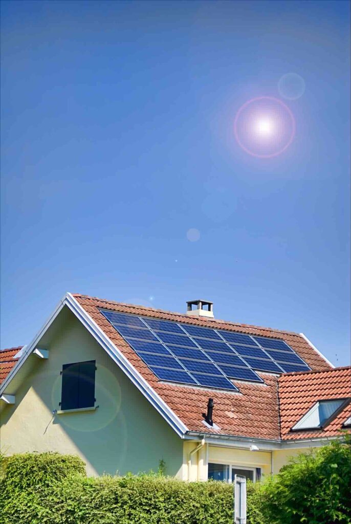 Investigadores españoles desarrollan una forma de enfriar módulos solares bajo tierra y así aumentar su producción energética