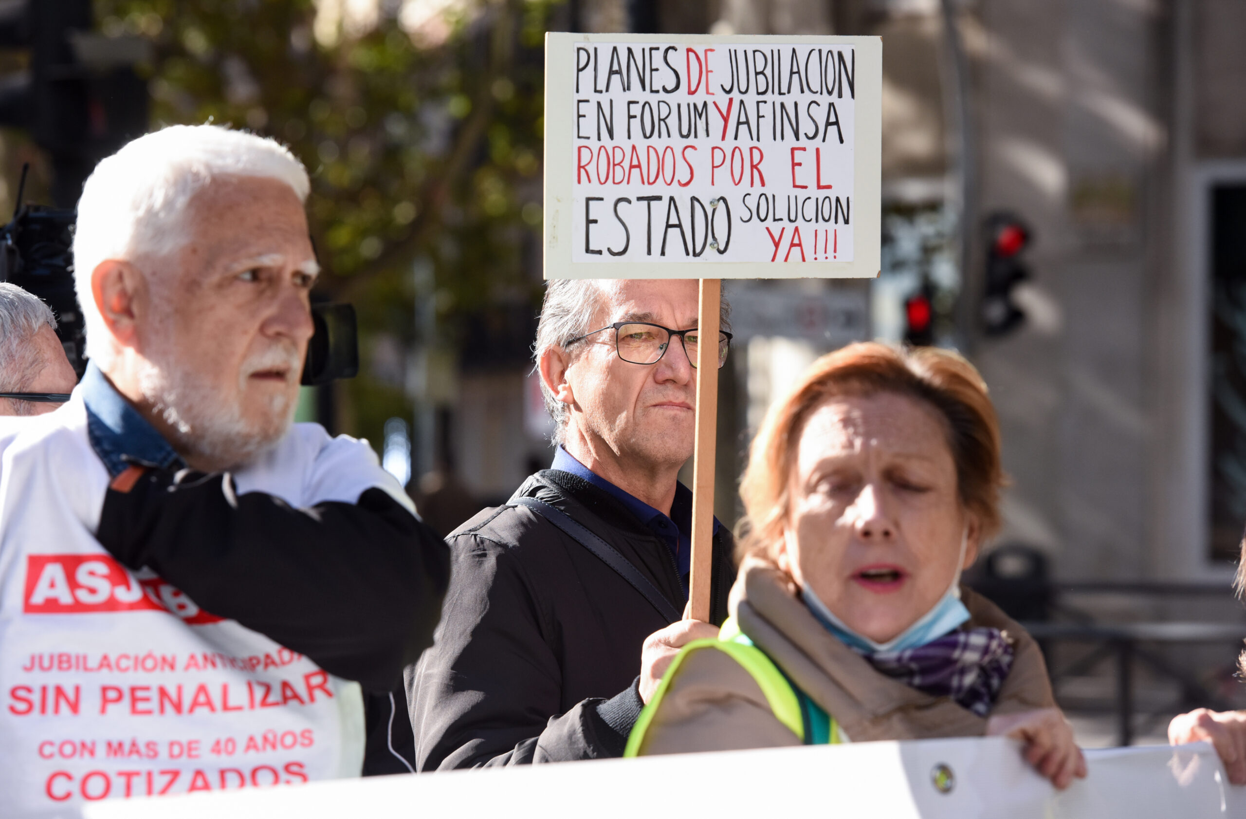 Los sindicatos piden el acuerdo de alivio para aceptar cambios en el cálculo de las pensiones