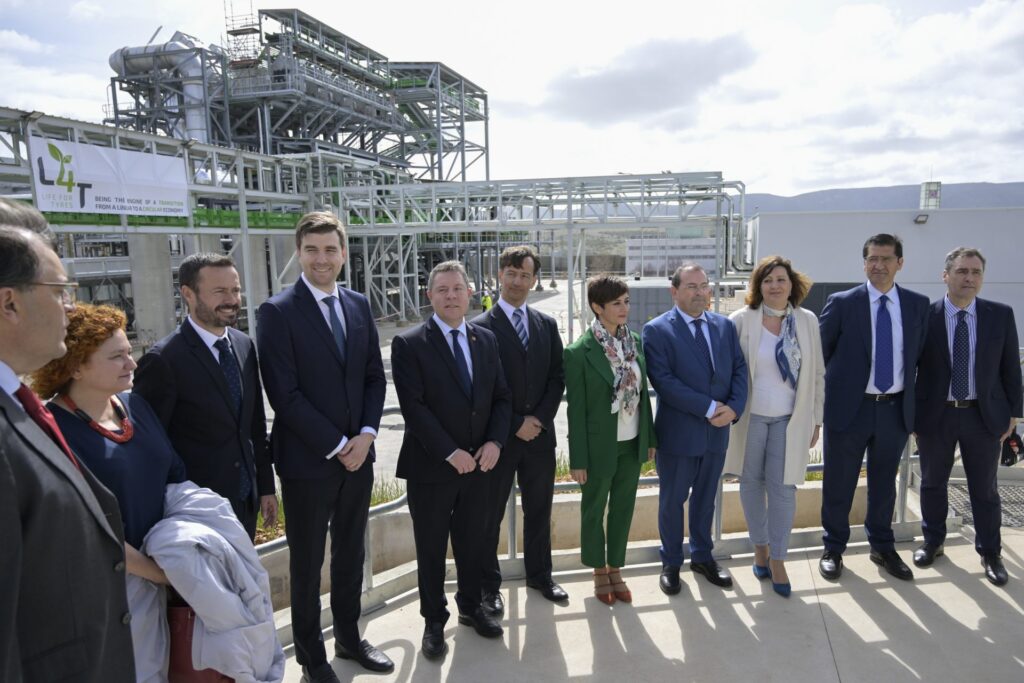 Se inaugura en Puertollano (Ciudad Real) la mayor planta de reciclaje de neumáticos de Europa.